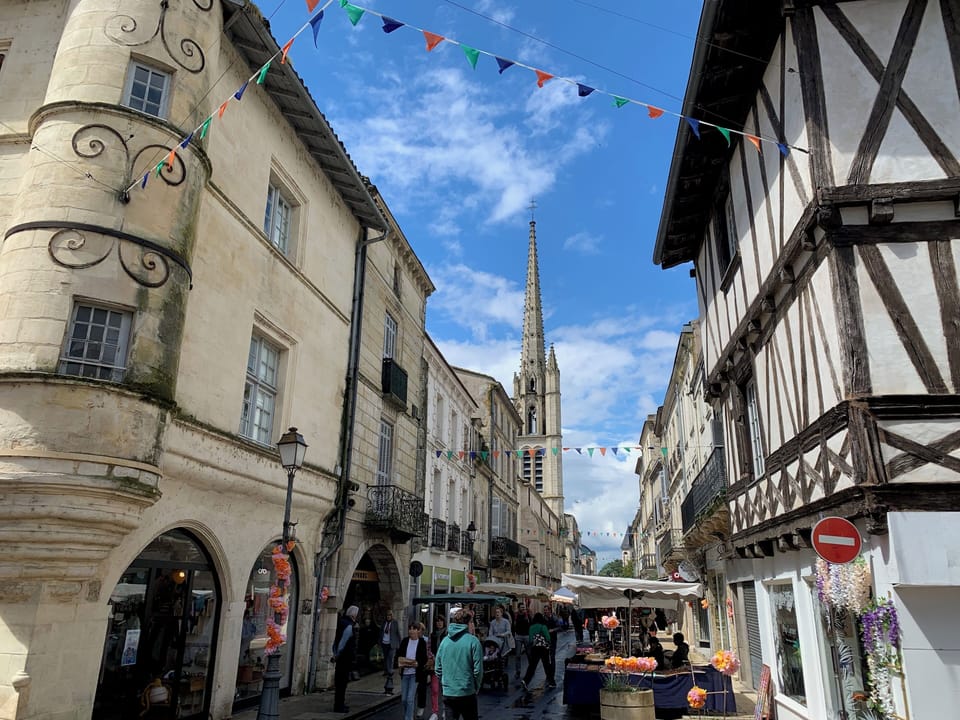 The market at St-Foy-La-Grande