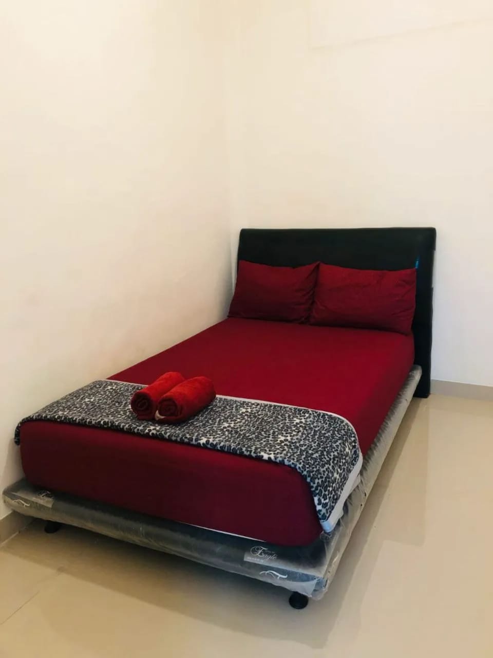 Basic Room | Free WiFi