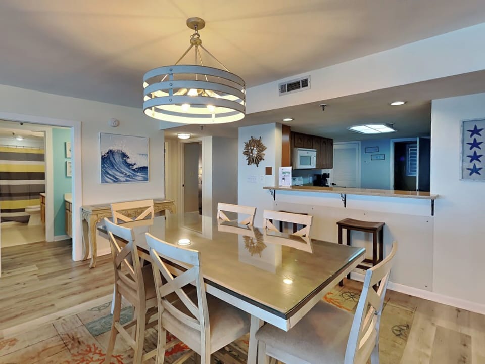 Dining Area - Table for Six and Bar Seating