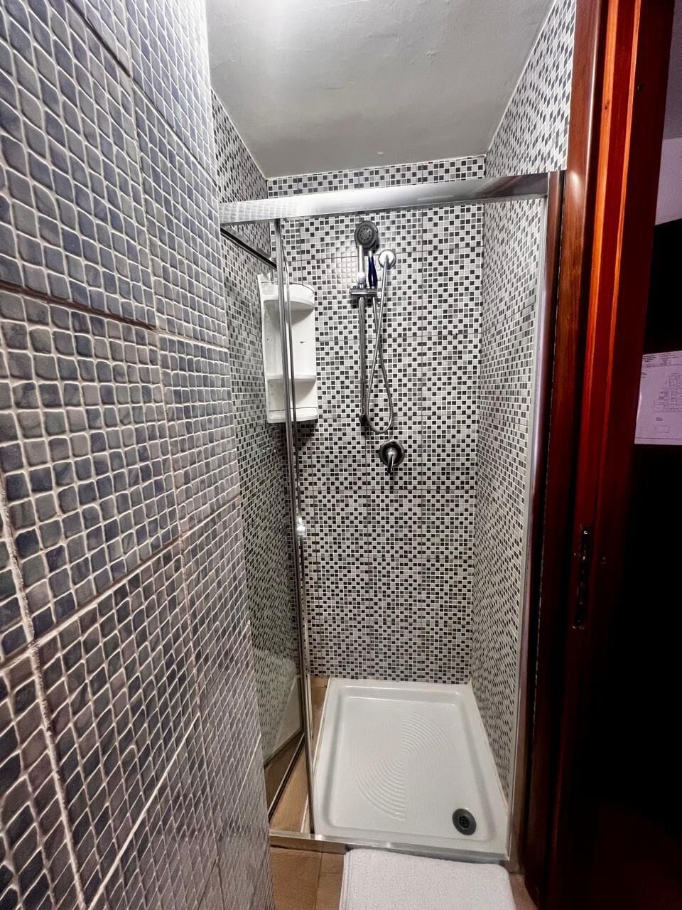 Triple Room | Bathroom | Hair dryer