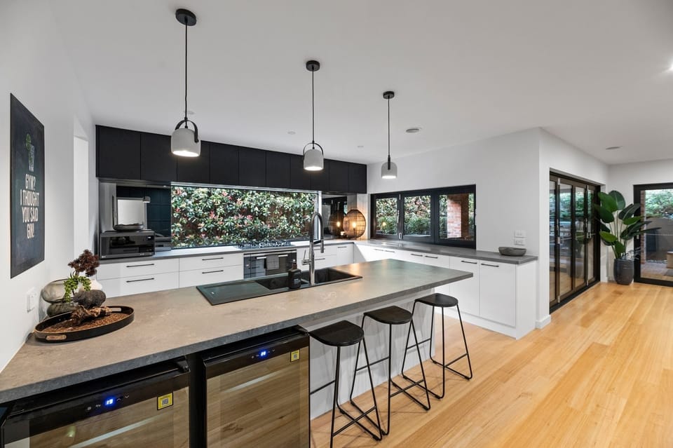 Large entertainers kitchen