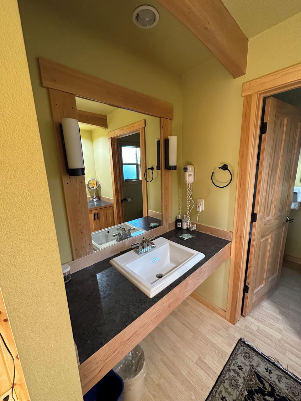 Chewuch Inn and Cabins Hotel in Winthrop