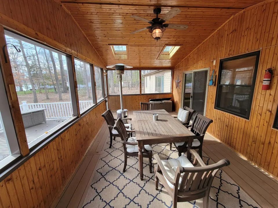 Bringing the outdoors in, one ray of sunshine at a time.  