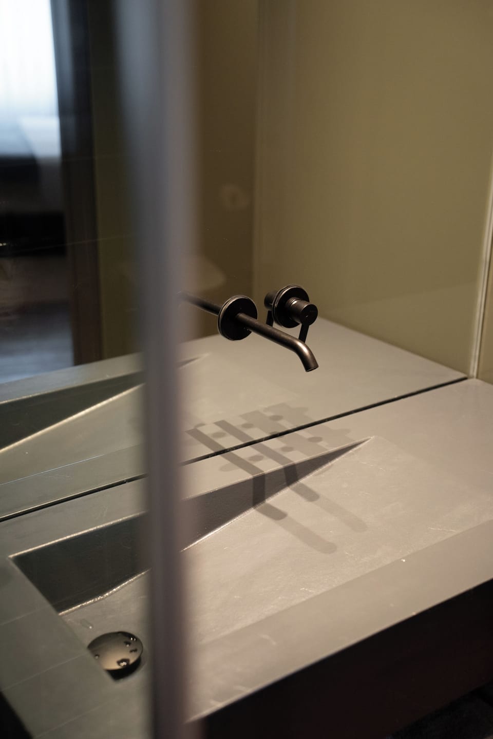 Superior Room | Bathroom | Combined shower/tub, free toiletries, hair dryer, bidet