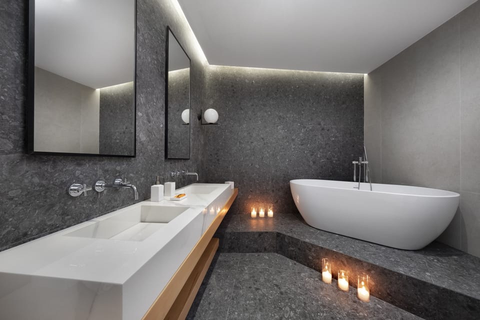 Exclusive Suite, Private Pool, Sea View | Bathroom | Designer toiletries, hair dryer, slippers, towels