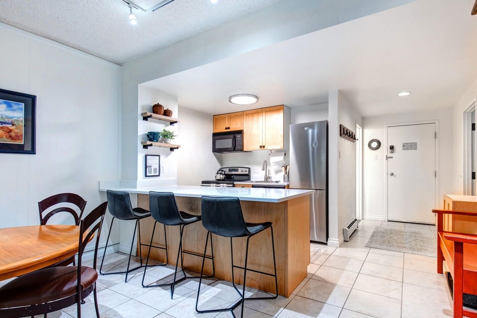 Edelweiss Haus A102: Kitchen - fully-equipped with countertop seating