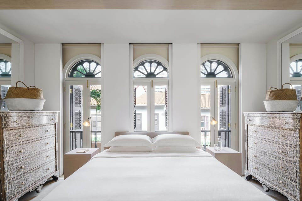 Club Suite, 1 Bedroom | Egyptian cotton sheets, premium bedding, pillowtop beds, in-room safe