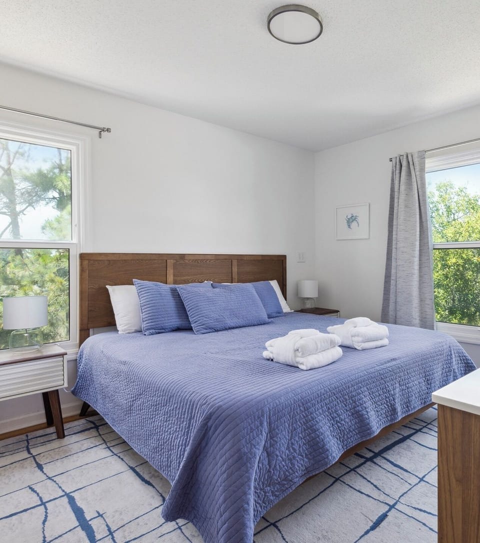 Second Bedroom - King