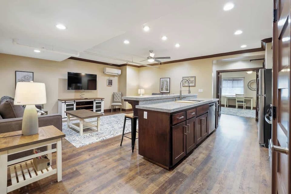 Beautifully renovated loft