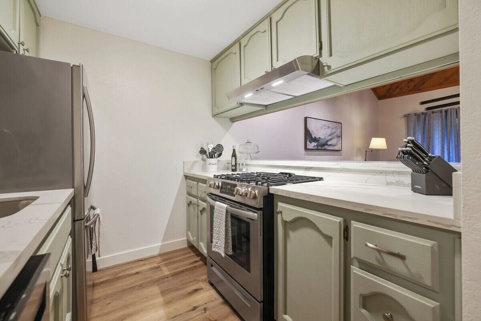 Fully stocked kitchen