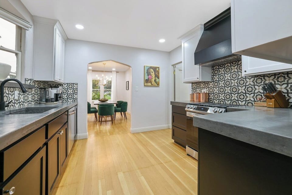 You'll love every minute in this stylishly updated kitchen! 