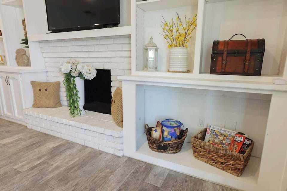 Some puzzles and games to enjoy with friends and family.