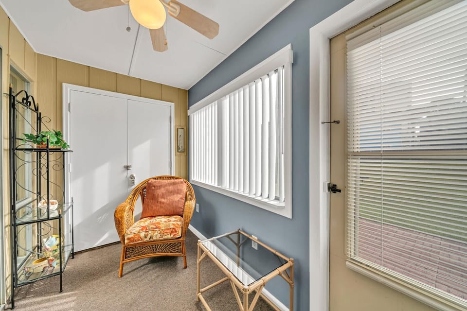 Sun Room Off Living Room/Bedroom