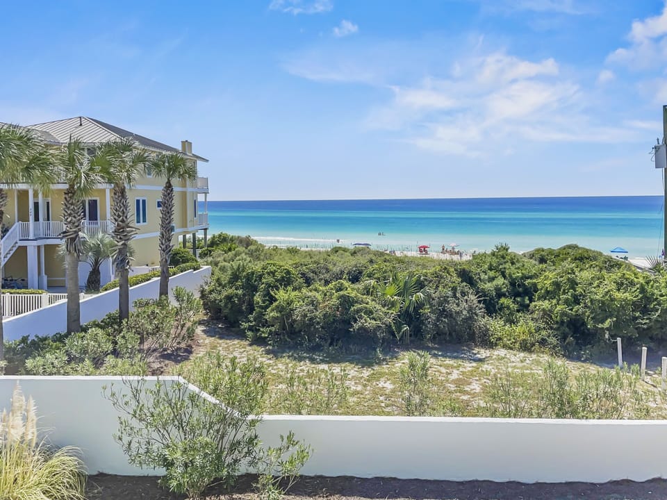 House, 4 Bedrooms | View from property