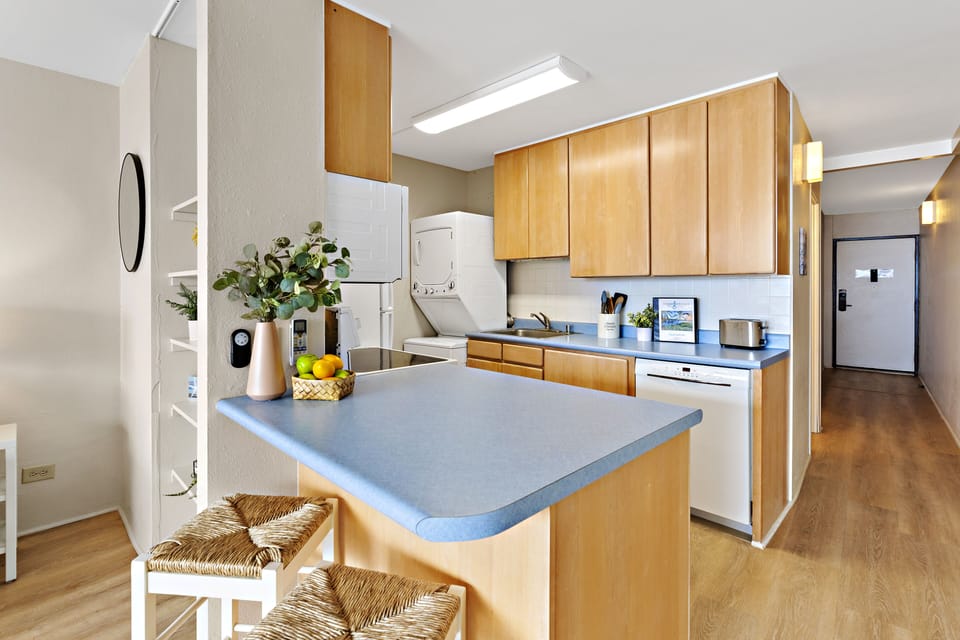 Fully equipped kitchen