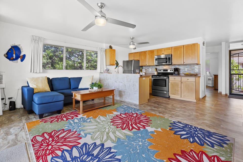 Tropical theme decor