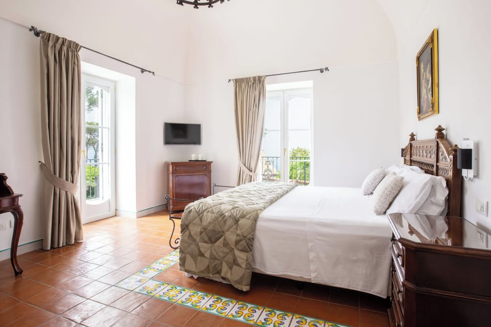 Superior Double Room, Balcony, Sea View | Hypo-allergenic bedding, minibar, in-room safe, desk