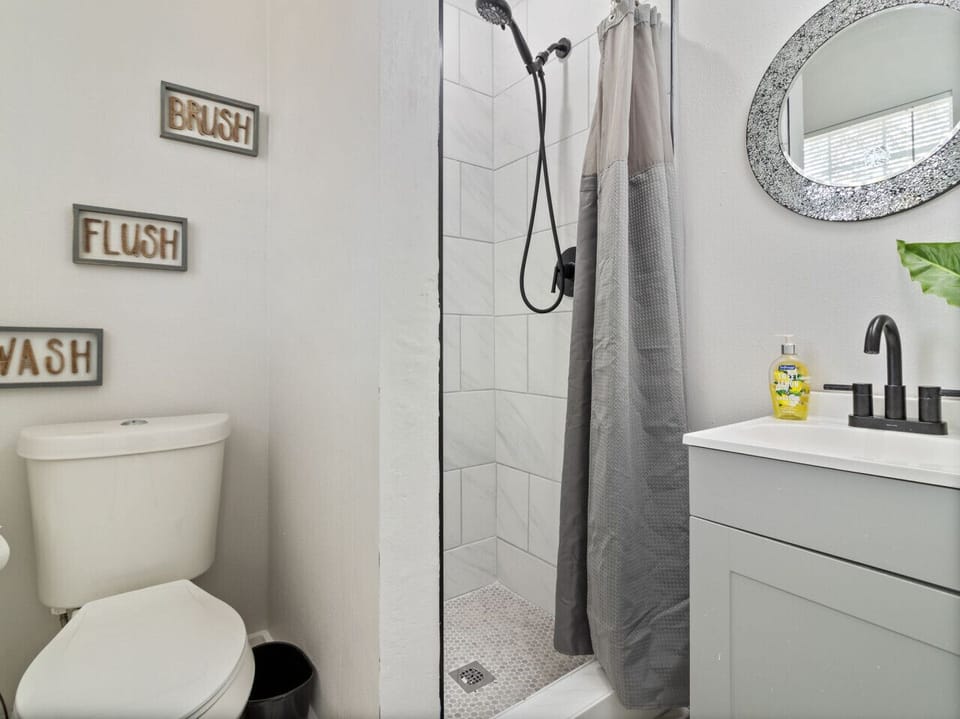 InLaw Suite Bathroom