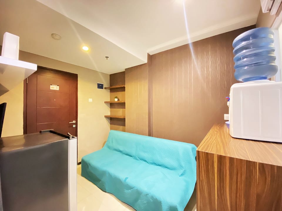 Apartment, 1 Bedroom | Living area | TV