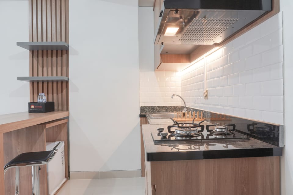 Apartment, 2 Bedrooms | Private kitchen | Fridge, stovetop, cookware/dishes/utensils