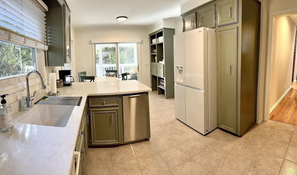 Kitchen with extra large Fridge / Freezer combo.