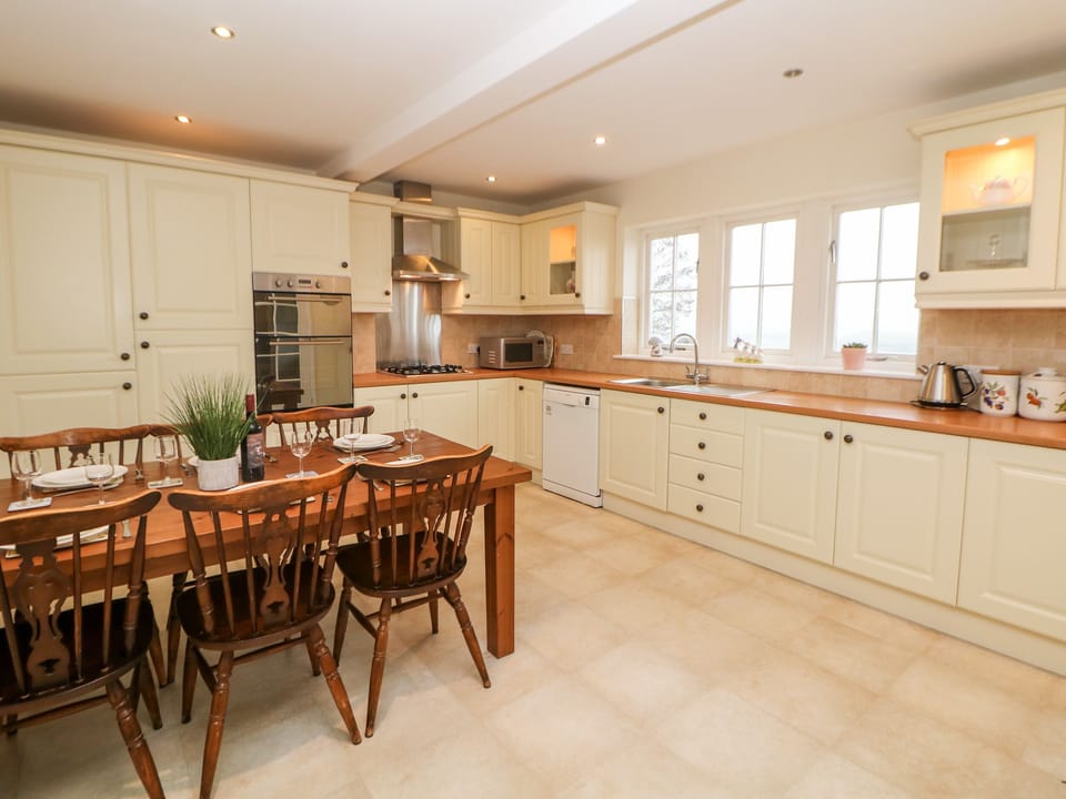 Fridge, dishwasher, electric kettle, toaster