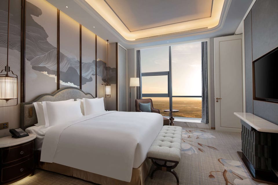 Down comforters, minibar, in-room safe, desk