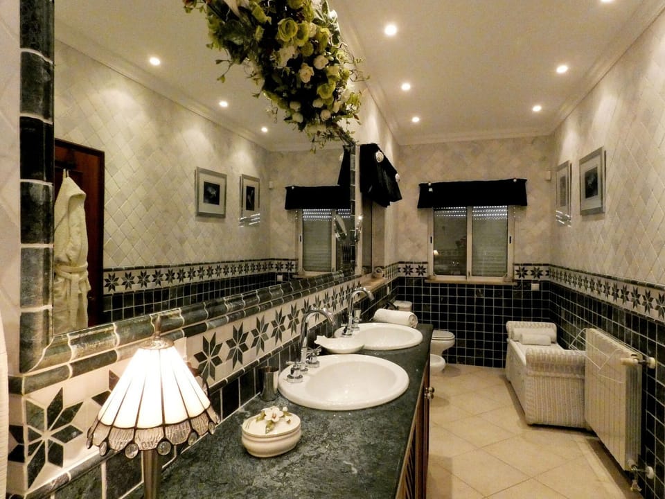 Master bathroom.