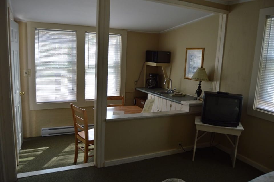 Classic Room | Living area | TV