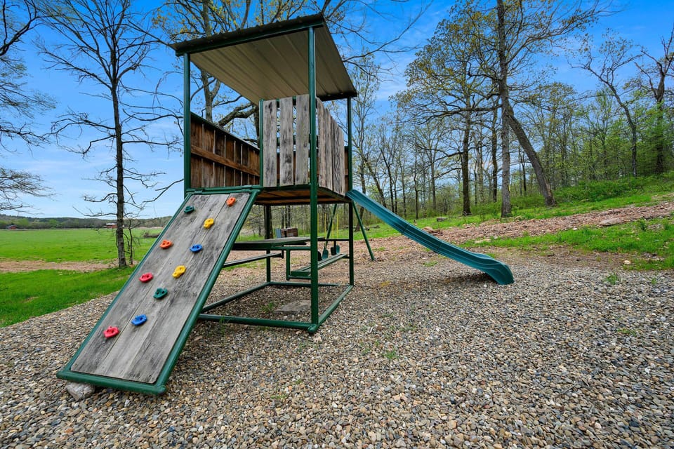 Outdoor Space | Playset | Fire Pit | Horseshoes