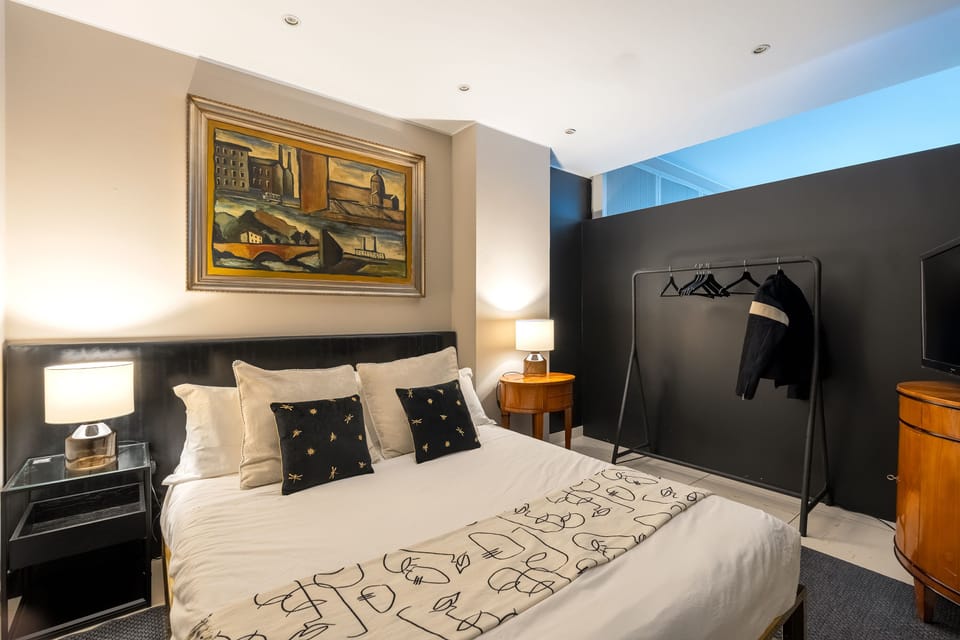 Design Loft, 1 Bedroom | Down comforters, pillowtop beds, individually furnished, free WiFi