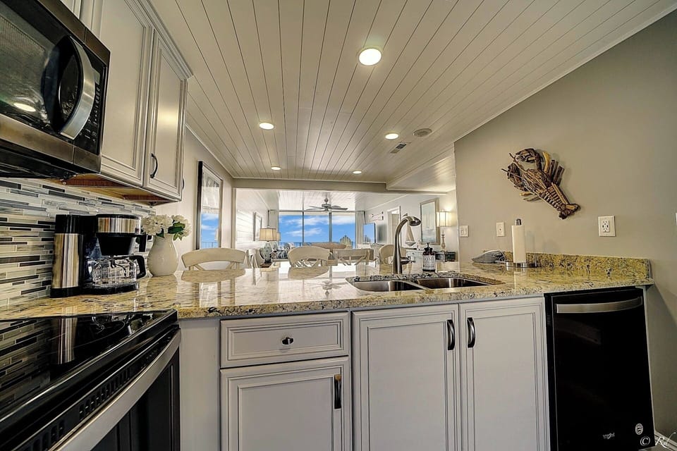 C-View's Kitchen