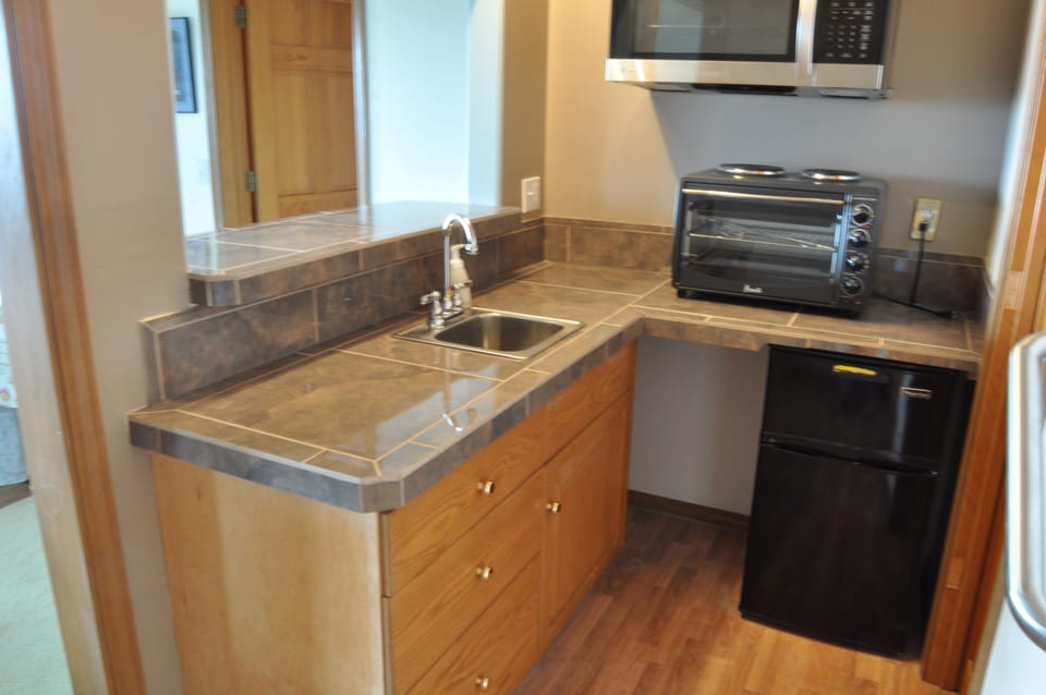 Bears Den | Private kitchen | Fridge
