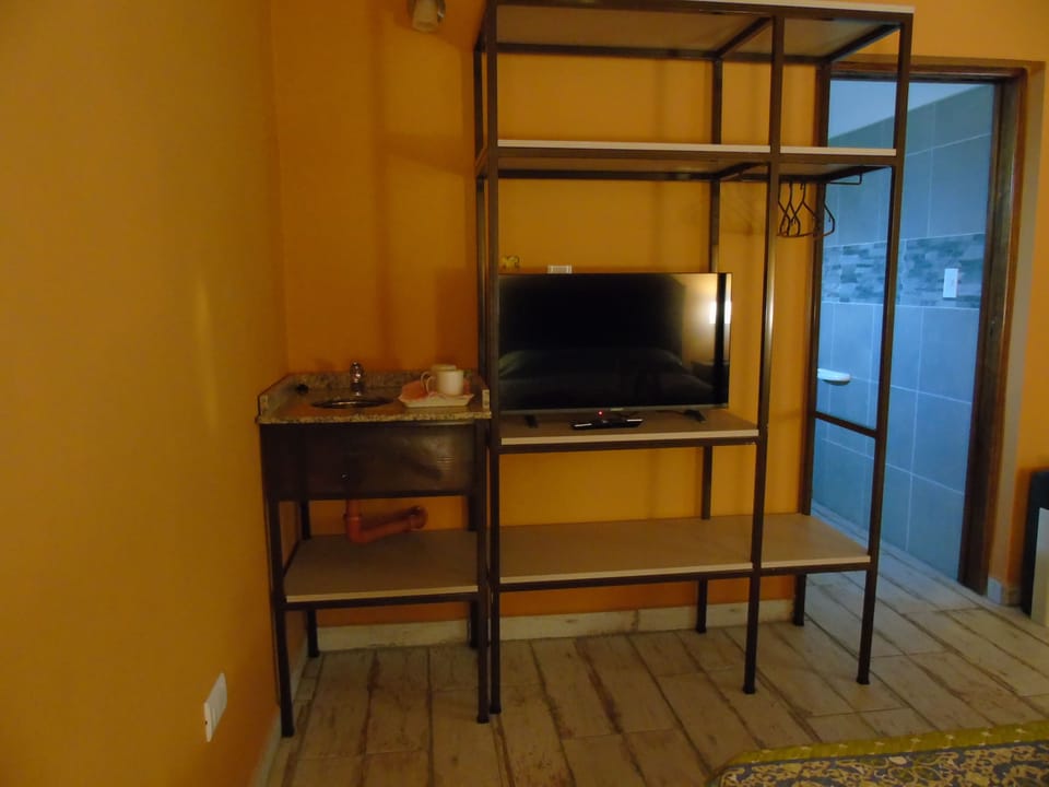 Deluxe Double Room | Free WiFi, bed sheets