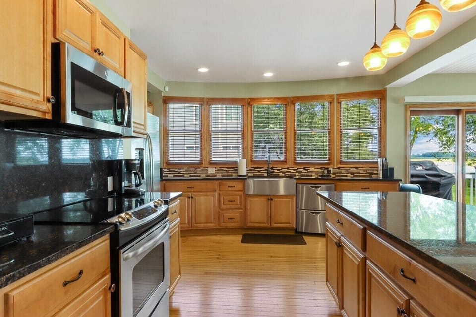 Fully equipped kitchen
