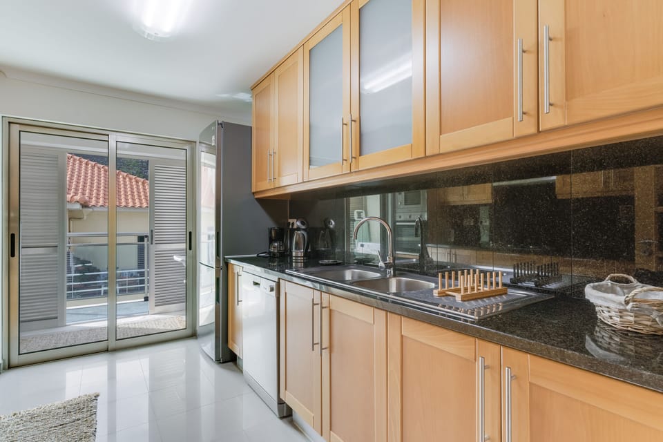 City Apartment | Private kitchen | Highchair