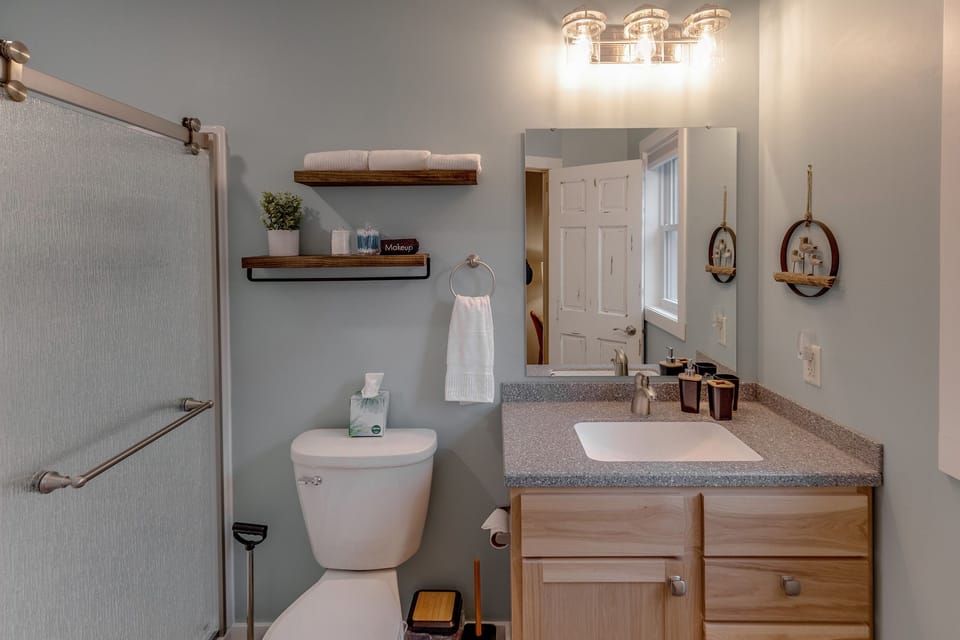 complimentary body wash and hair products