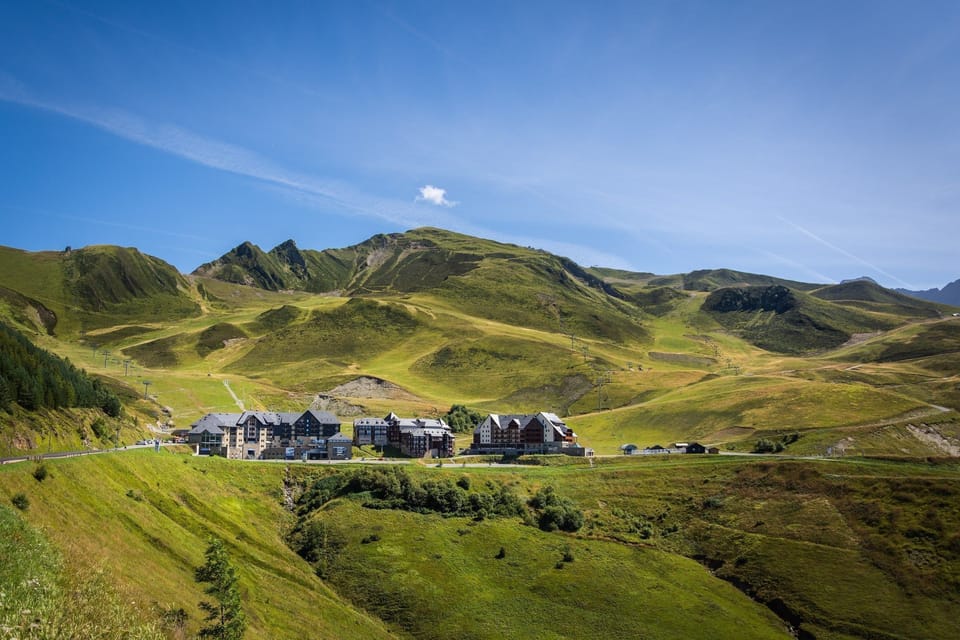 Have fun exploring the surrounding countryside in the summer!
