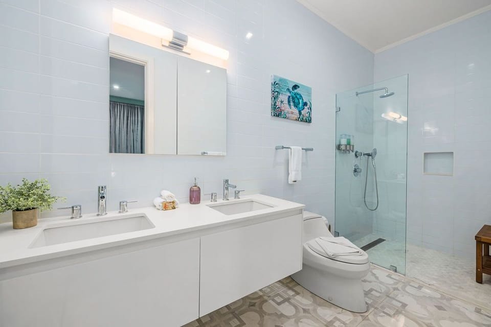 Oceanside Luxury @ The Cove Palm Beach 2BR 2.5BA (8029)