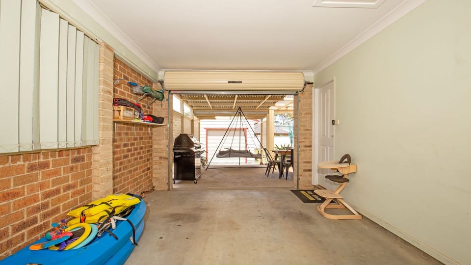 Amazing beach only a few minutes walk away, Easy access to an amazing surf beach for surfing