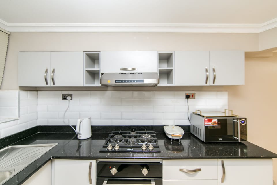 Luxury Studio Suite | Private kitchen