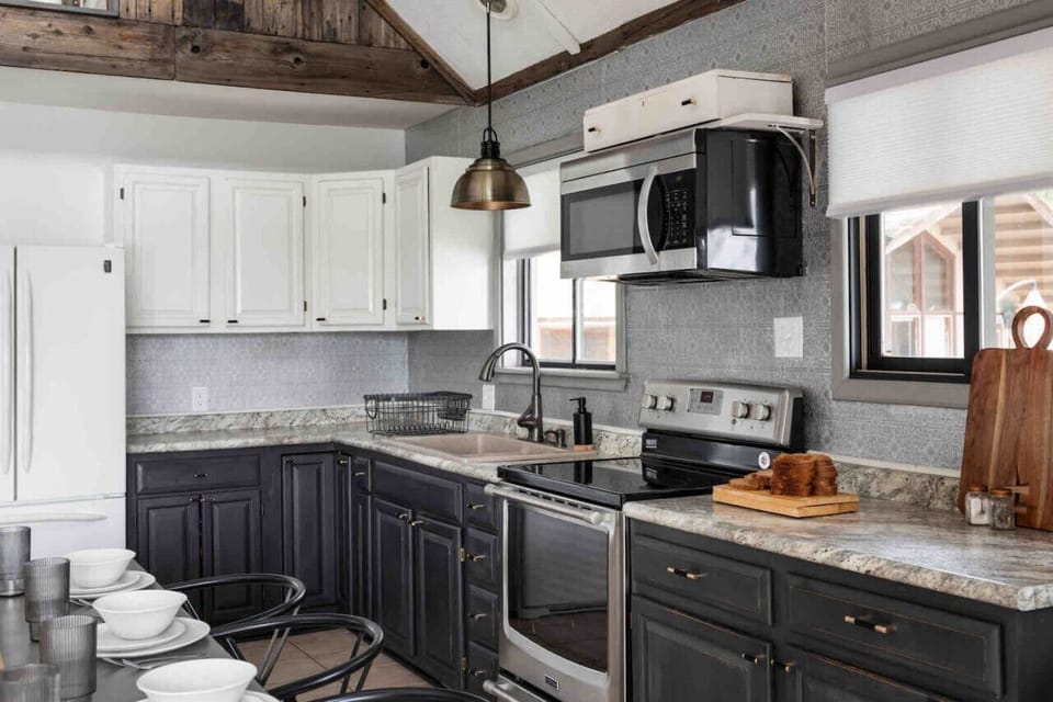 Fully stocked kitchen for you to cook your favourite meals!