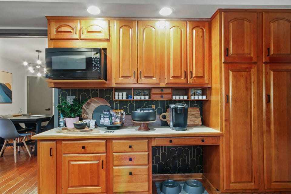 Kitchen - Coffee Bar