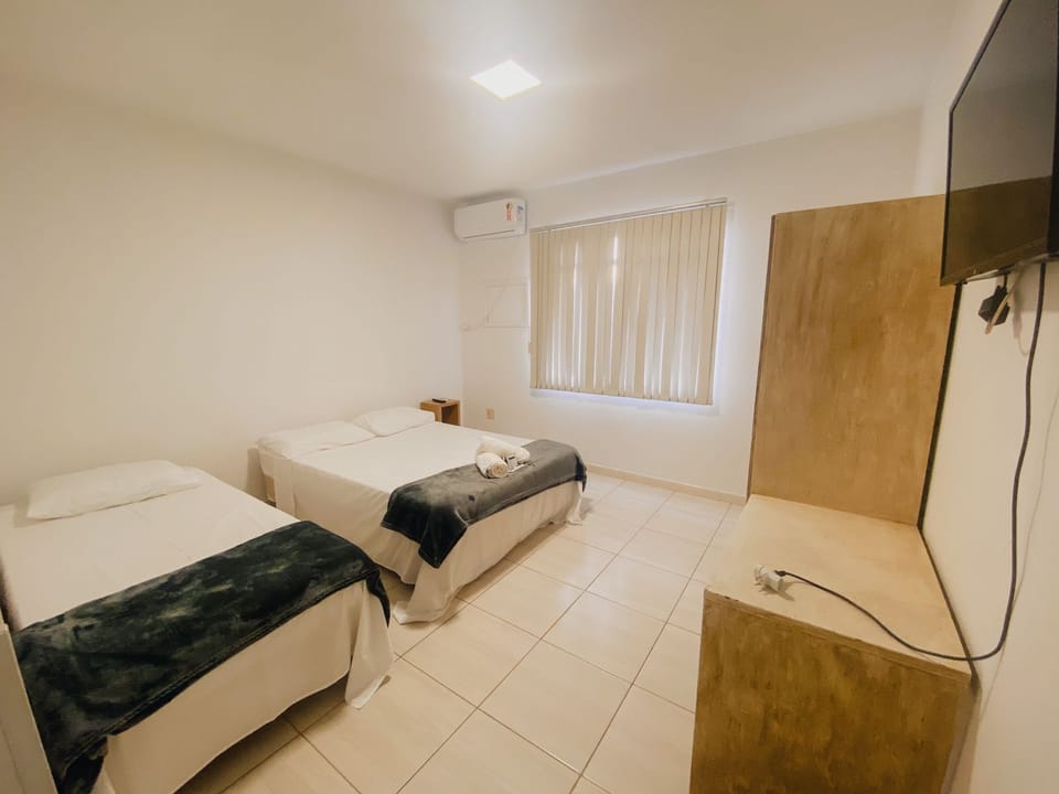 Triple Room | Free WiFi, bed sheets