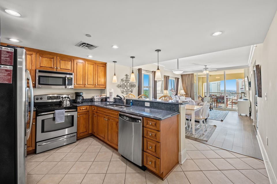 Kitchen / Living