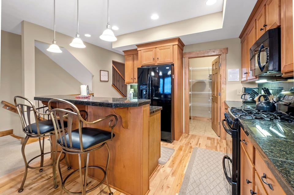 2nd Floor, Kitchen & Pantry