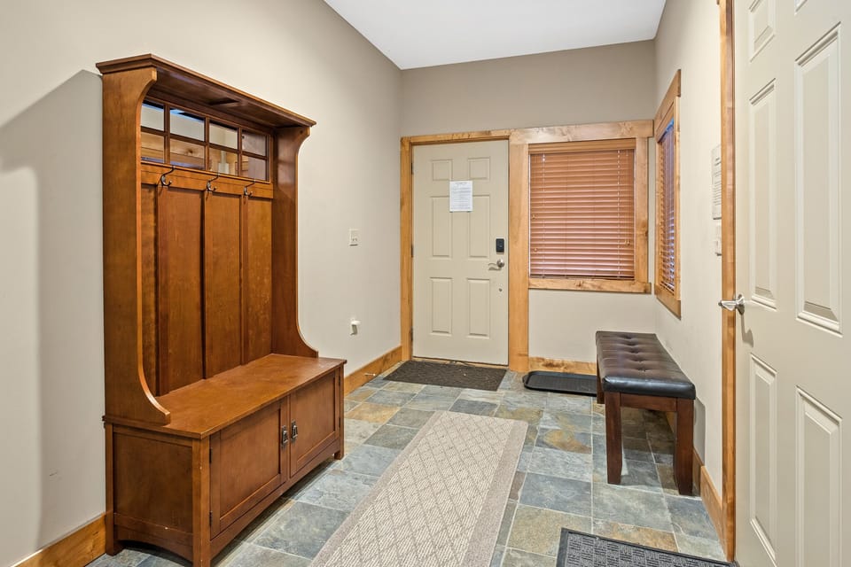 1st Floor Foyer