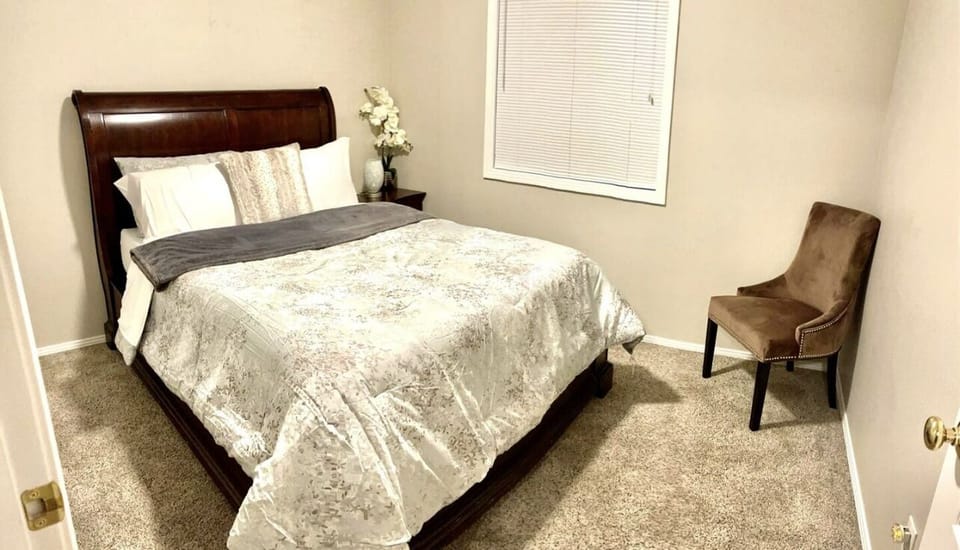 Queen bed