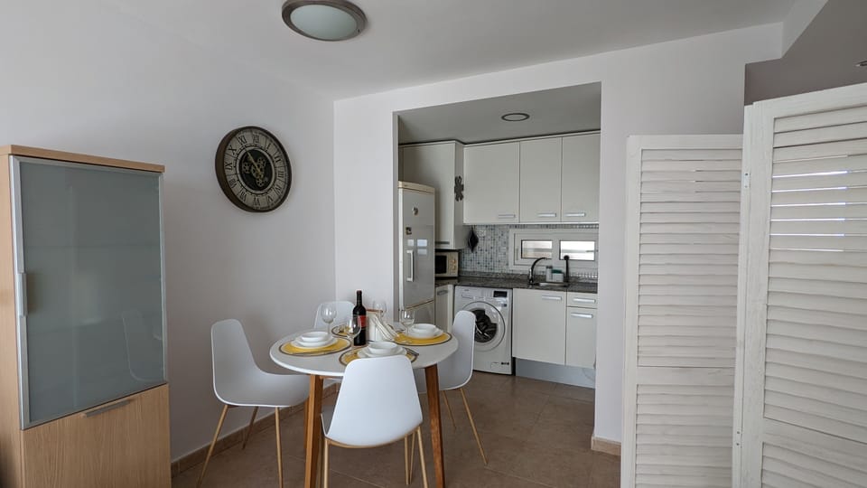 Dining & Kitchen 