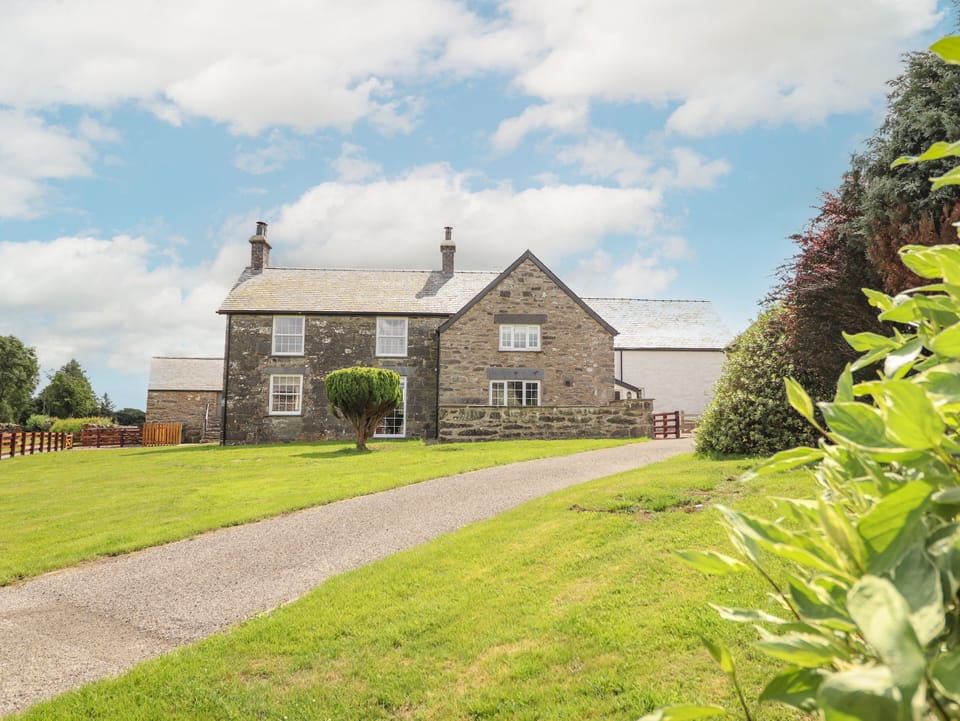 Cottage | Exterior